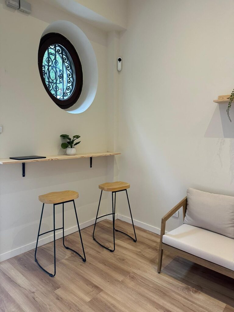 Recepción del centro de bienestar Heltia tras renovación integral